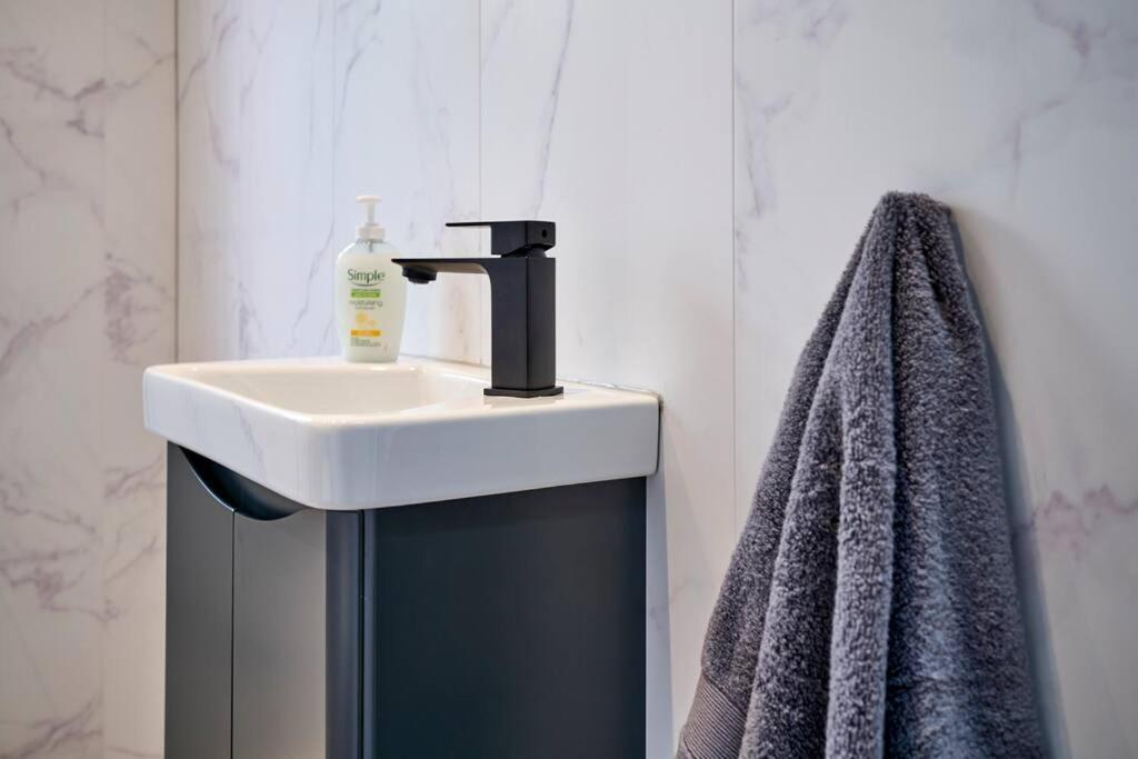 Willa Belfast Luxury Lets - Windsor Townhouse Zewnętrze zdjęcie